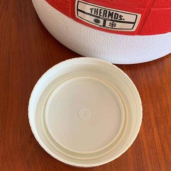 Vintage Thermos 1-Gallon Picnic Jug Water Cooler‎ Made In USA Red White Retro - Picture 7 of 8
